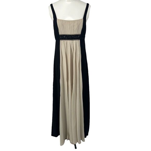BCBG MaxAzria modest Silk Chiffon Evening Gown Maxi Dress Black Cream Size 6 - Picture 1 of 14
